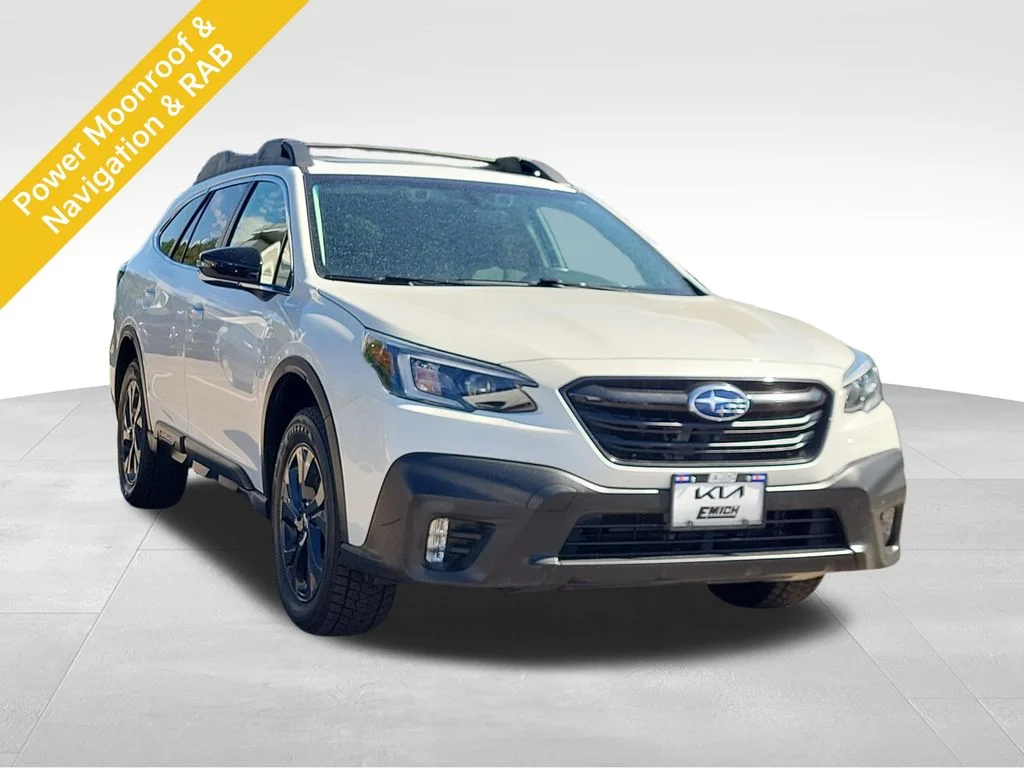 Used 2021 White Subaru Onyx Edition XT image 5