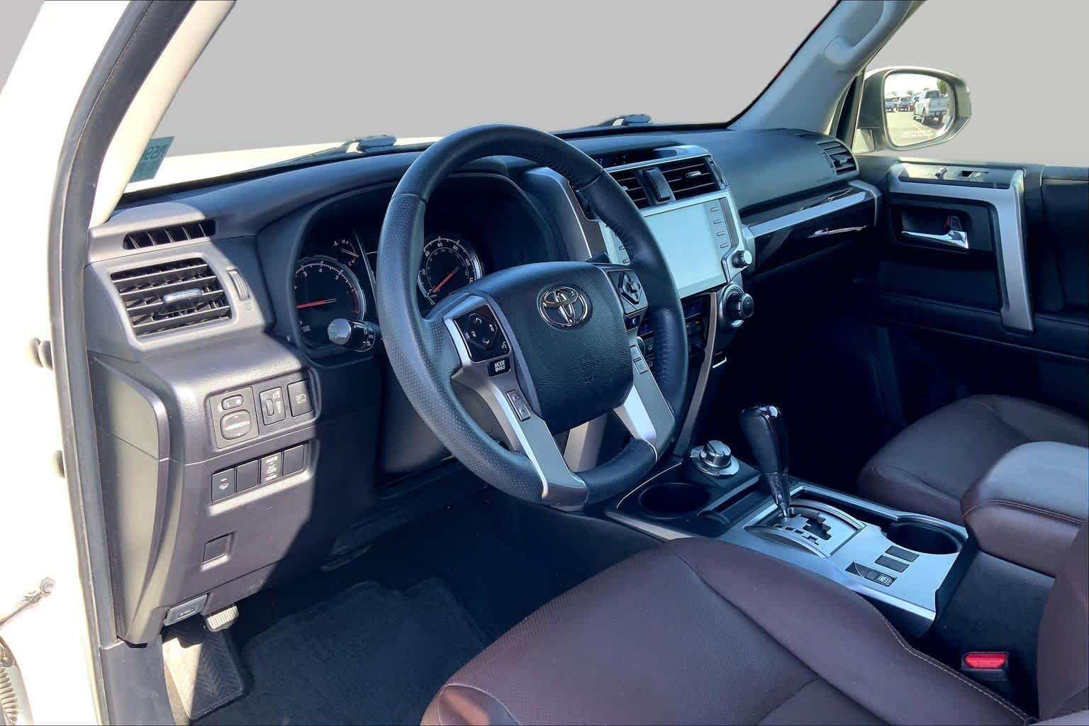 Used 2021 Blizzard Pearl Toyota Limited image 18