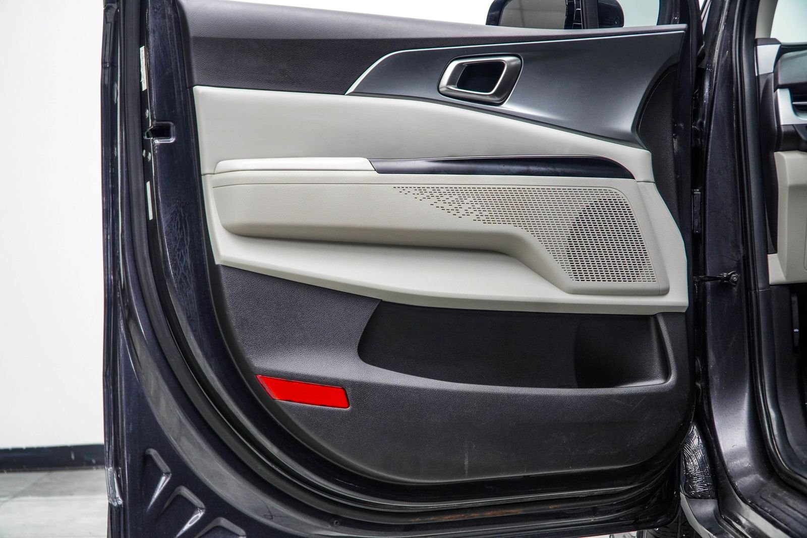 Used 2023 Gray Kia LX image 37