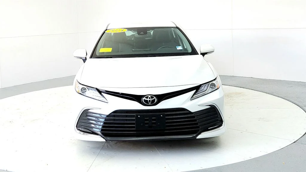 Used 2024 Beige Toyota XLE image 8