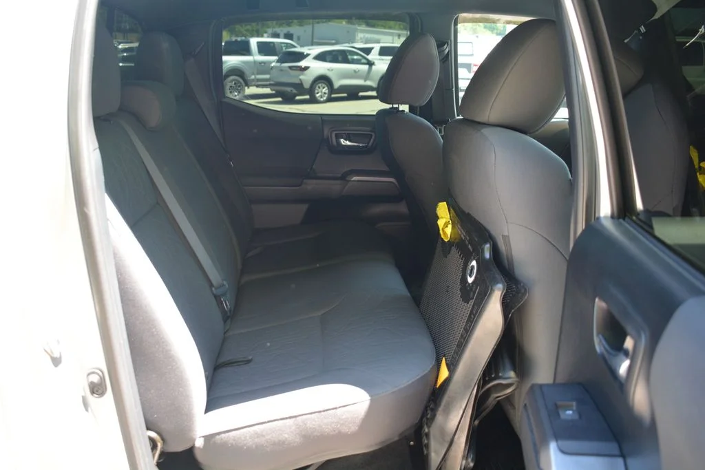2018 Toyota Tacoma TRD Sport - Photo 17