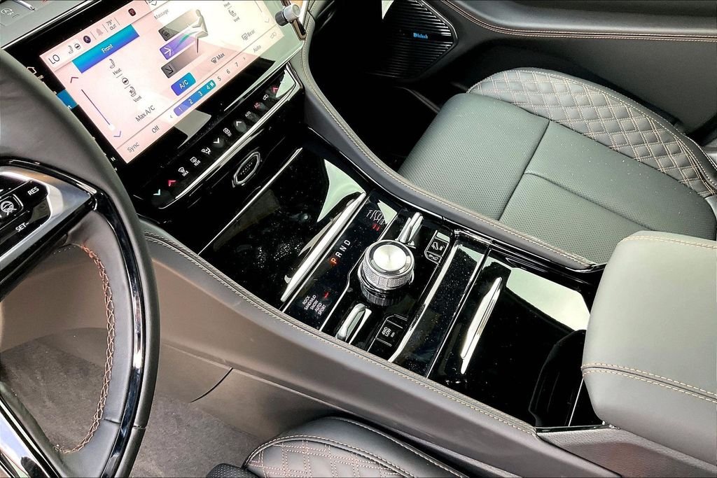 New 2026 Jeep Grand Cherokee L Summit 4D Sport Utility