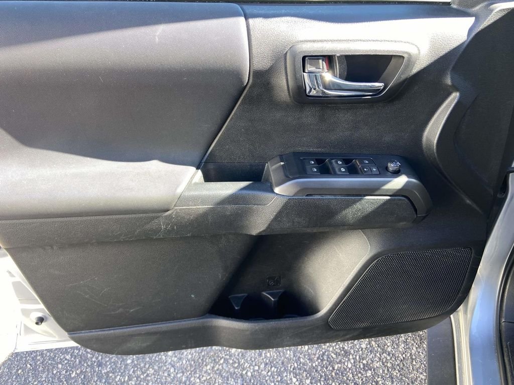 2022 Toyota Tacoma TRD Sport - Photo 12