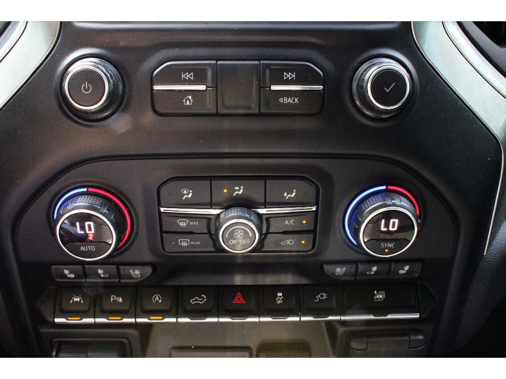 Used 2020 Iridescent Pearl Tricoat Chevrolet LTZ image 16
