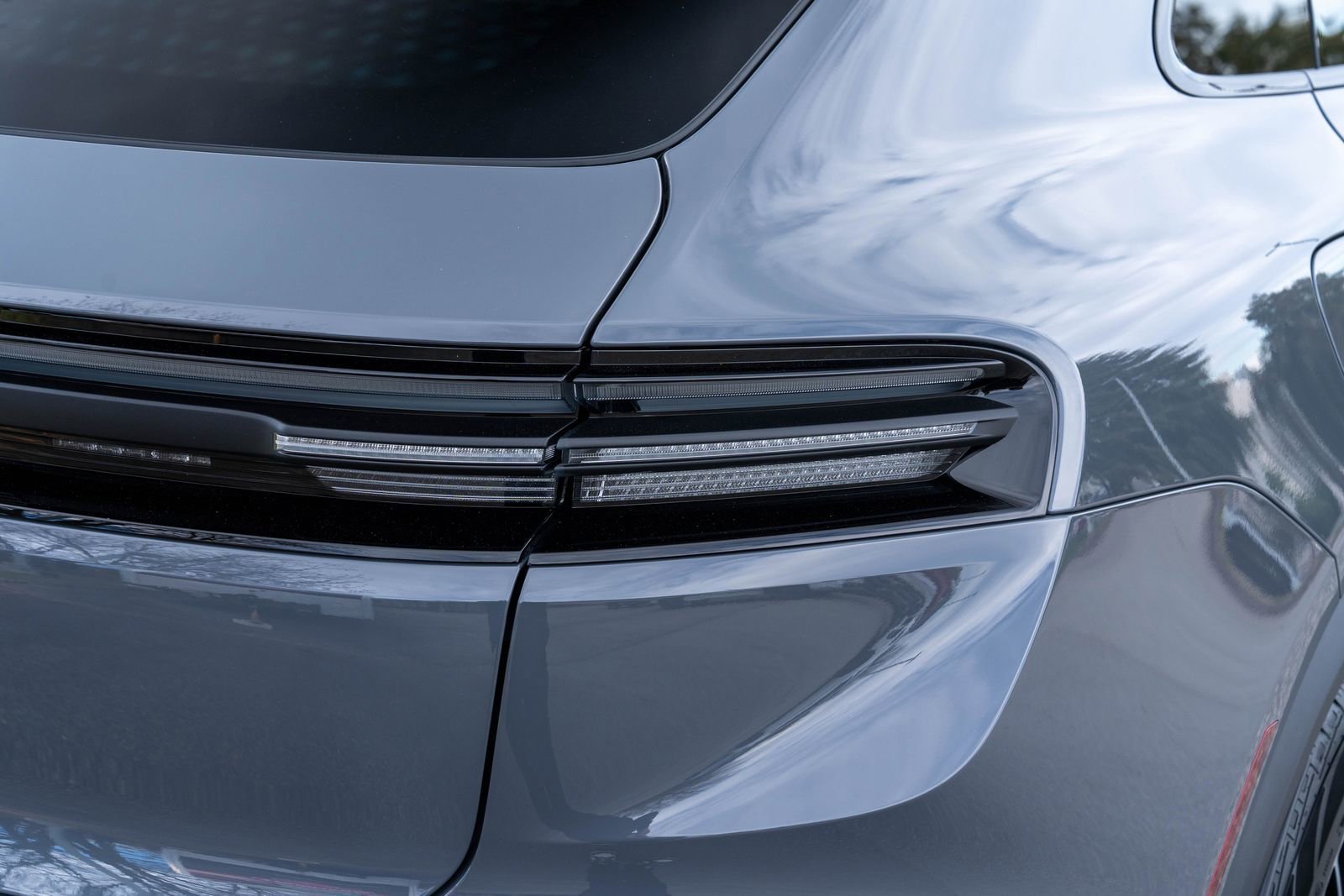 2025 Porsche Macan S - Photo 14