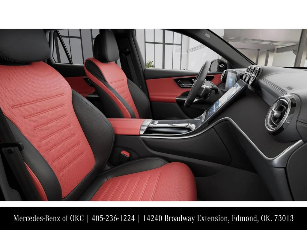 New 2026 Black Mercedes-Benz GLC 300 image 4
