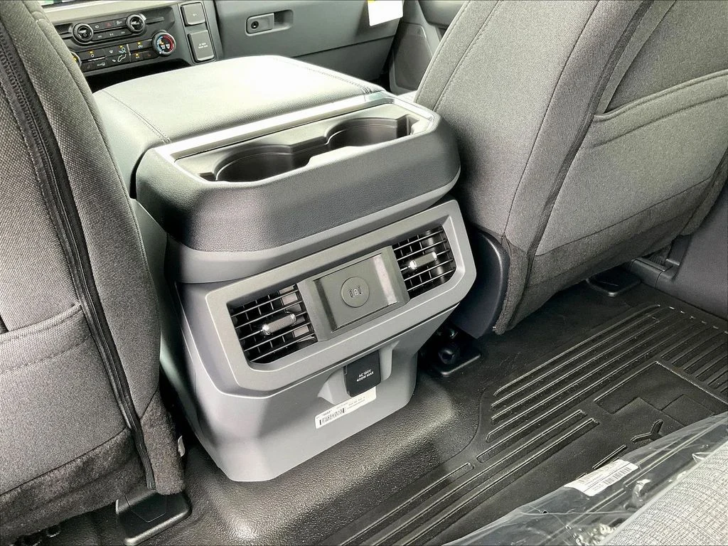 New 2026 Avalanche Ford F-250® XLT image 19