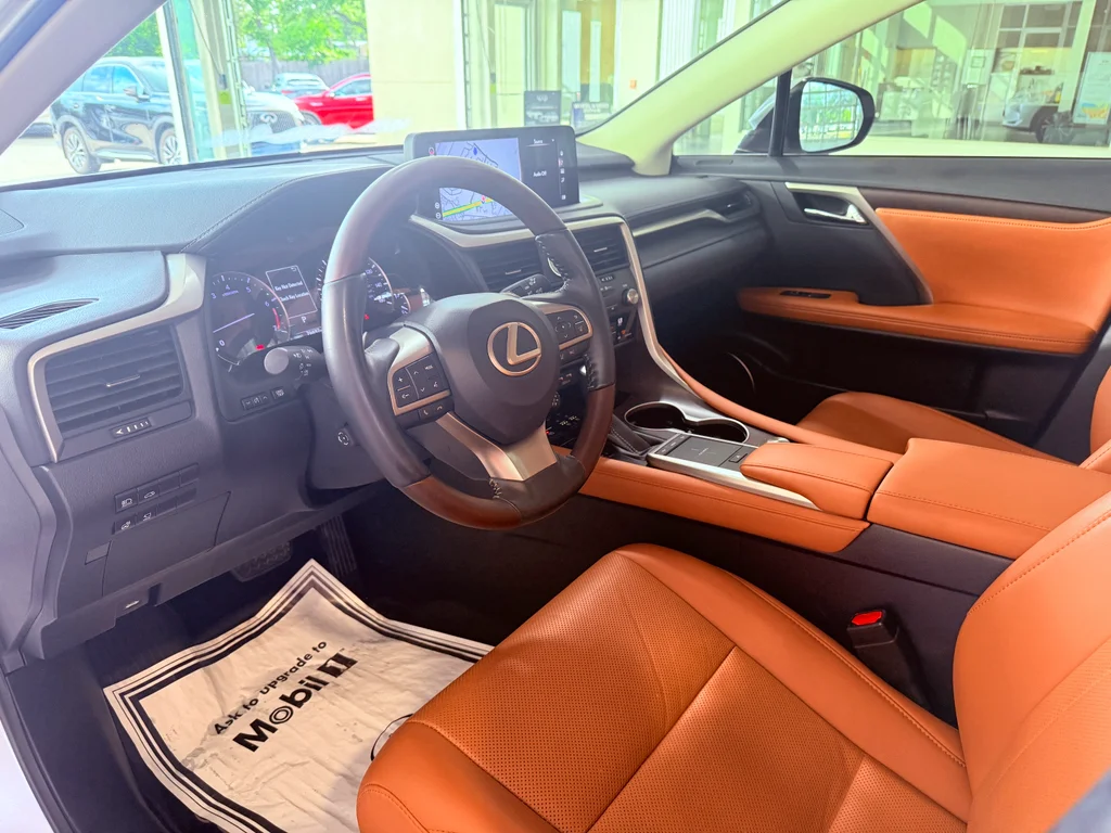 Used 2021 Eminent White Pearl Lexus RX 350 image 25