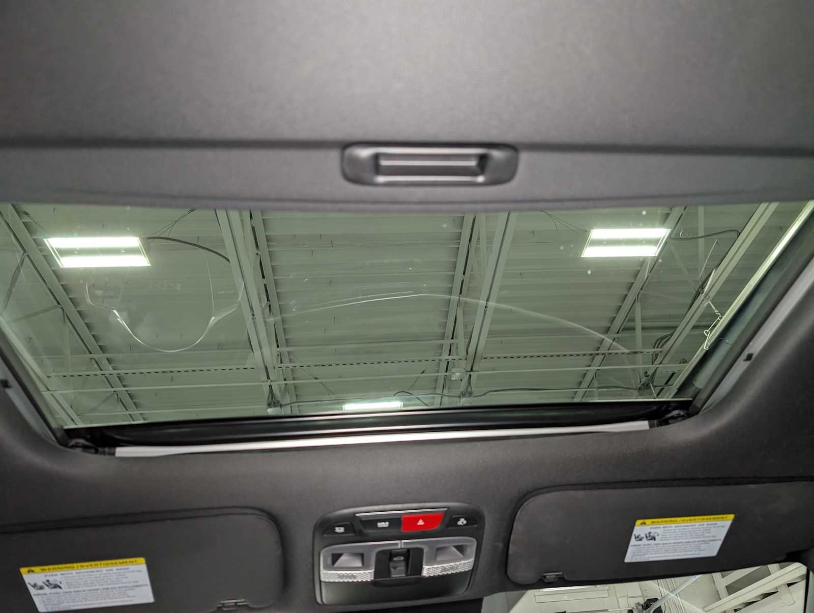 Used 2023 Everlasting Silver Kia EX X-Line image 17