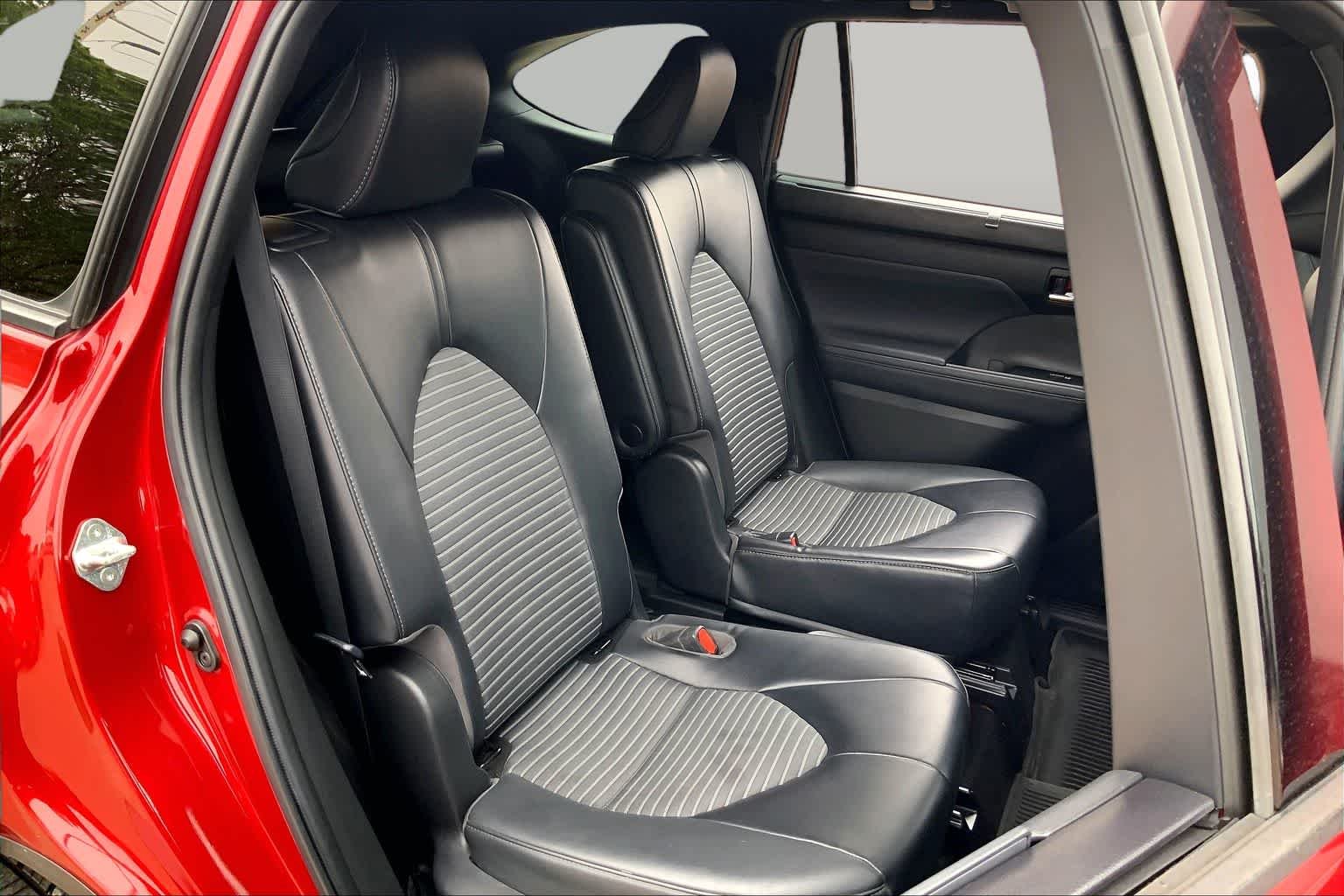 Used 2022 Ruby Flare Pearl Toyota XSE image 20
