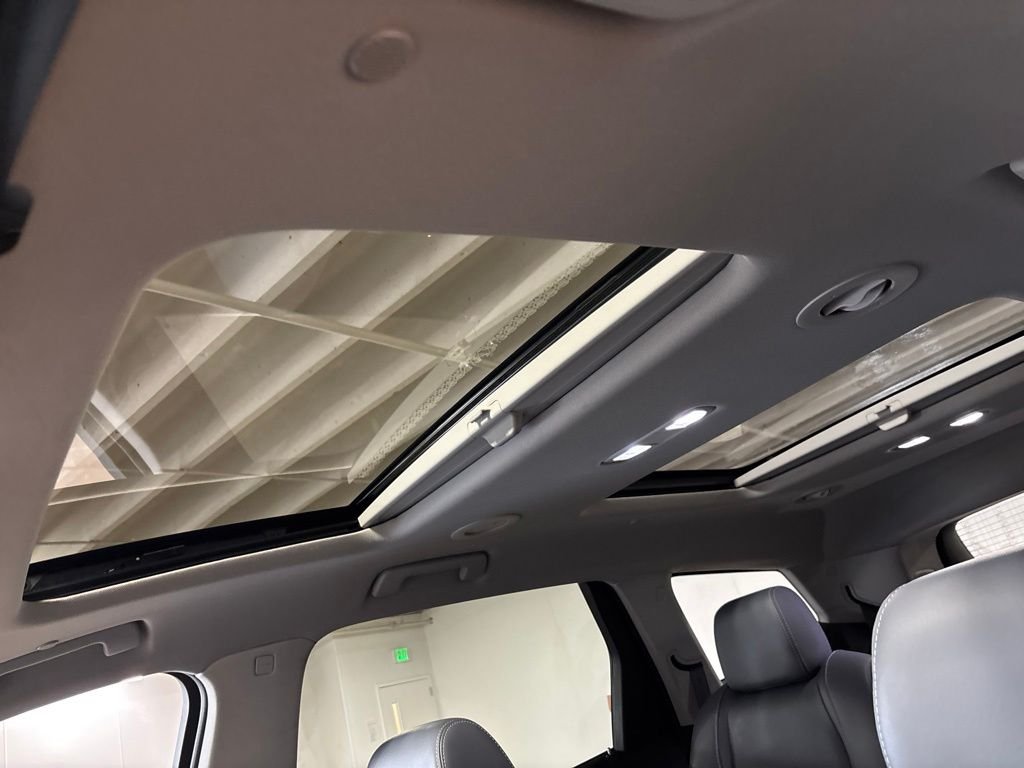 Used 2021 Black Buick Essence image 26