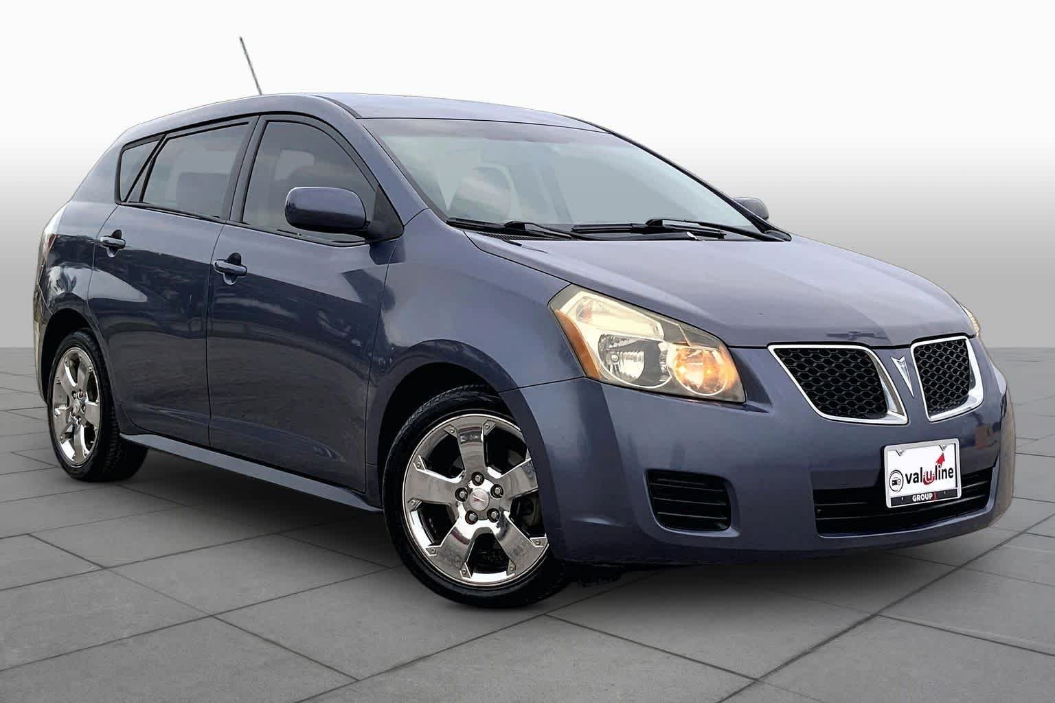 Used 2009 Steel Blue Metallic Pontiac w/1SB image 2