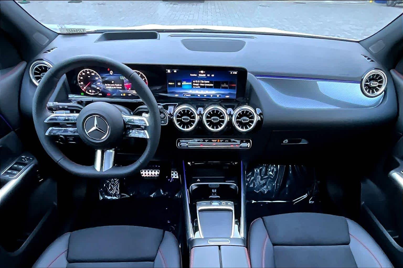 Certified Used 2026 Polar White Mercedes-Benz GLA 250 image 14