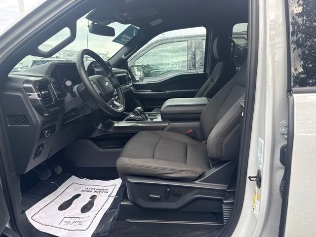 Used 2023 White Ford XLT image 12
