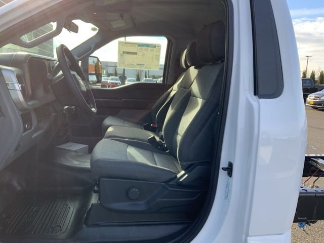 2024 Ford F-450 Super Duty Chassis Cab XL - Photo 11