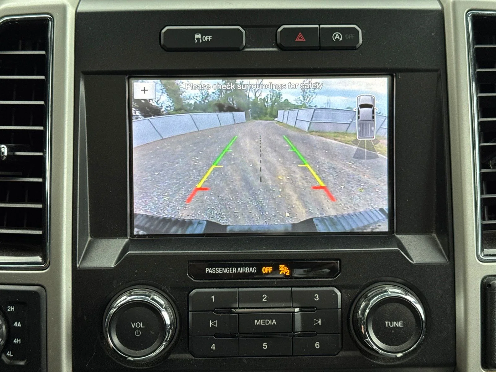 Used 2019 Agate Black Metallic Ford Lariat image 20