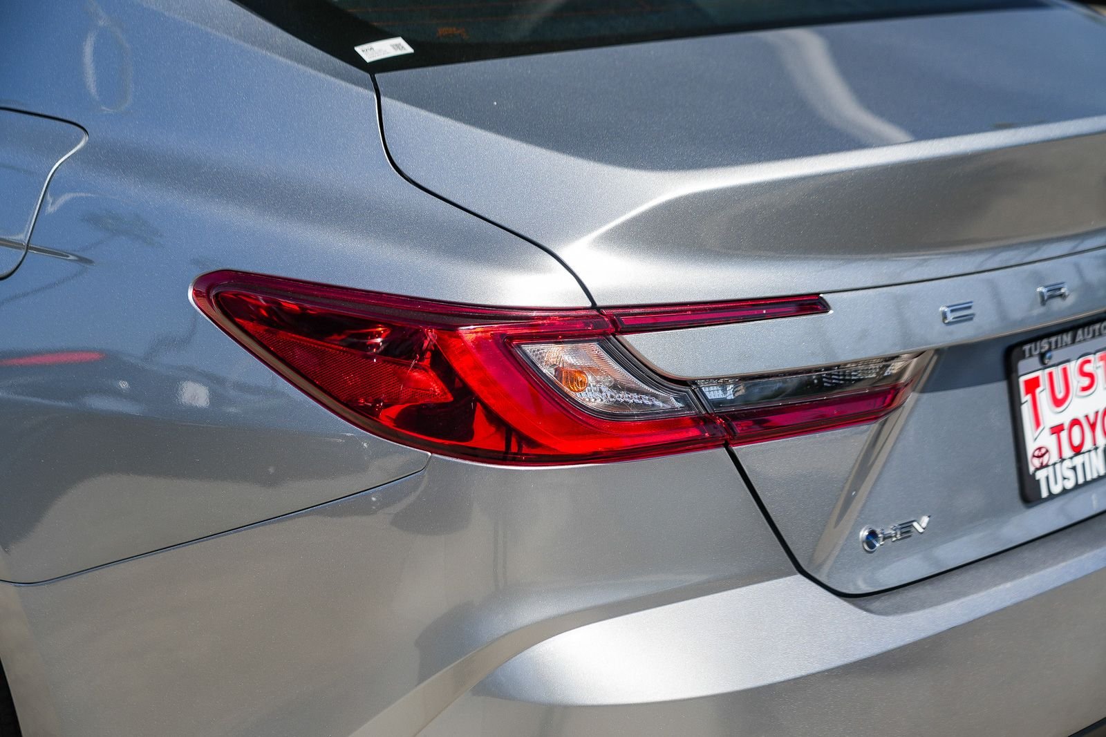 2025 Toyota Camry LE - Photo 9