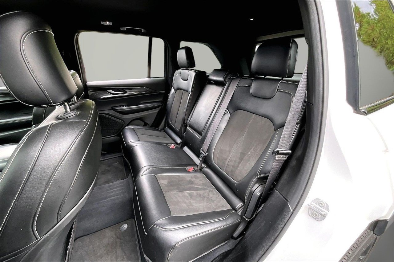 Used 2023 White Jeep Altitude X image 20