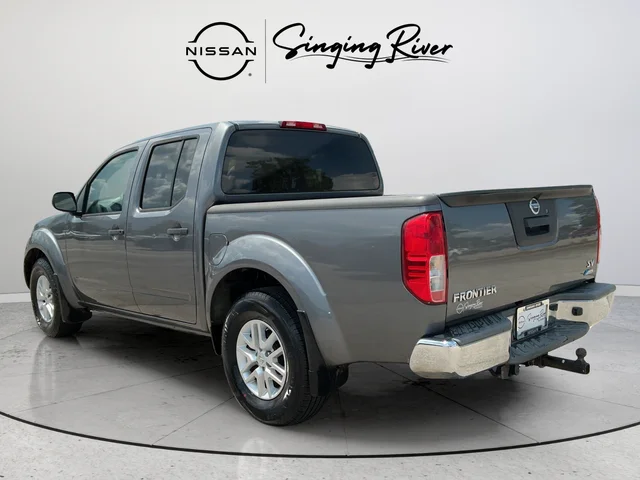 Used 2018 Gray Nissan SV image 5