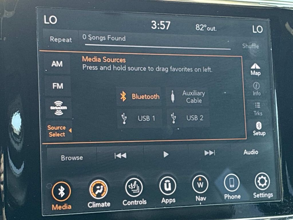 Used 2021 White Jeep Laredo X image 31