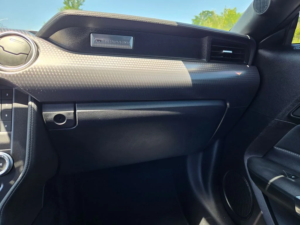 Used 2019 Black Ford GT image 16