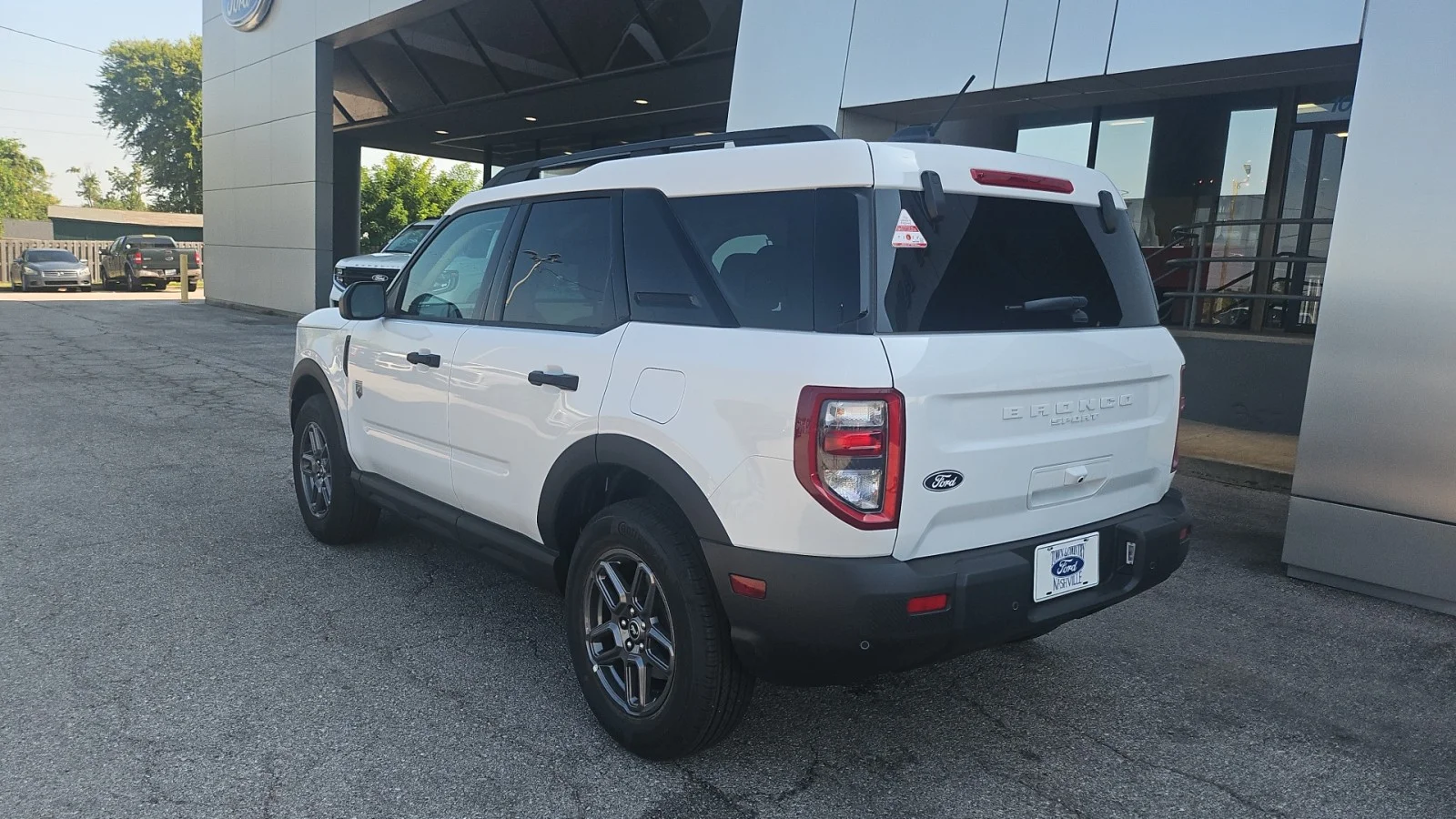 New 2026 Oxford White Ford Big Bend 4WD image 4