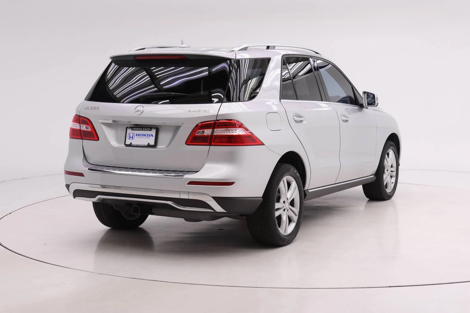 Used 2014 Iridium Silver Metallic Mercedes-Benz ML 350 image 2