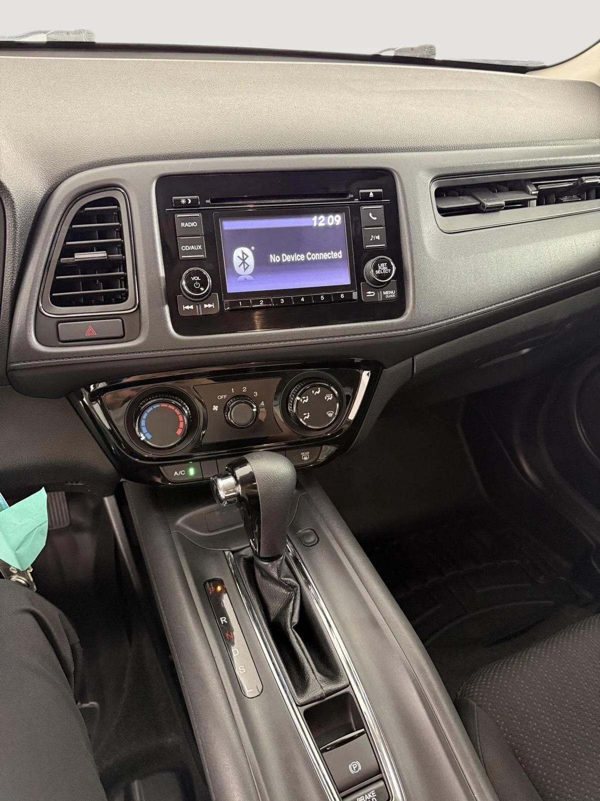 Used 2018 Crystal Black Pearl Honda LX image 4