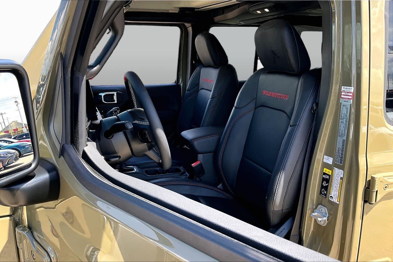 Used 2025 41 Jeep Rubicon image 8