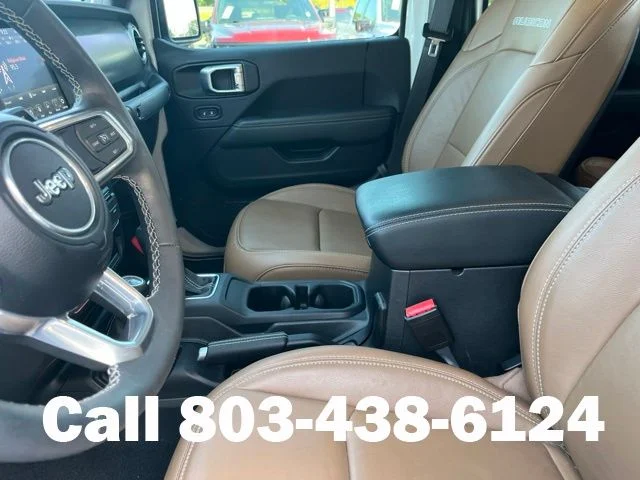 Used 2023 White Jeep Rubicon image 8