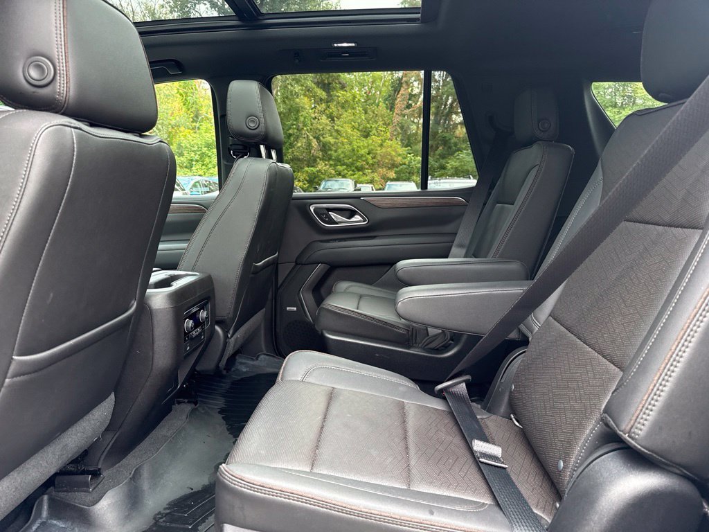 Used 2021 Beige Chevrolet High Country image 14