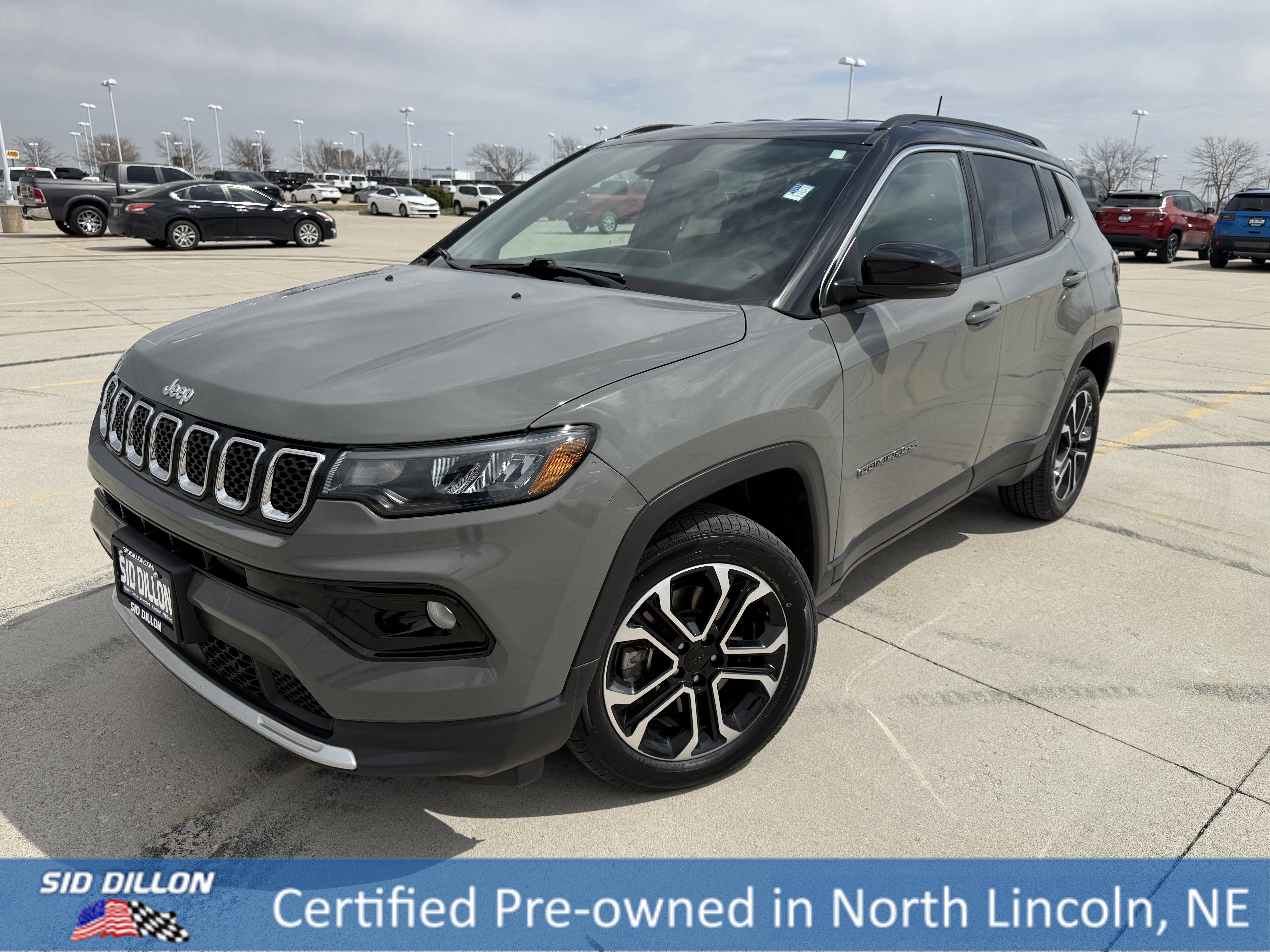 2023 Jeep Compass Limited 4X4's photo