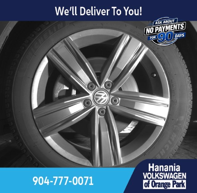 Used 2020 Blue Volkswagen 2.0T SEL image 9