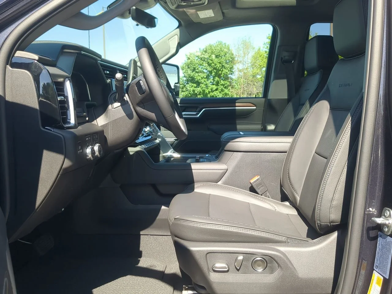 New 2026 Titanium Rush Metallic GMC Denali DRW image 20