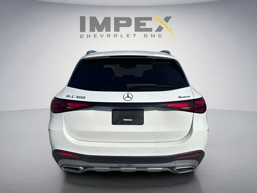 Used 2023 White Mercedes-Benz GLC 300 image 3