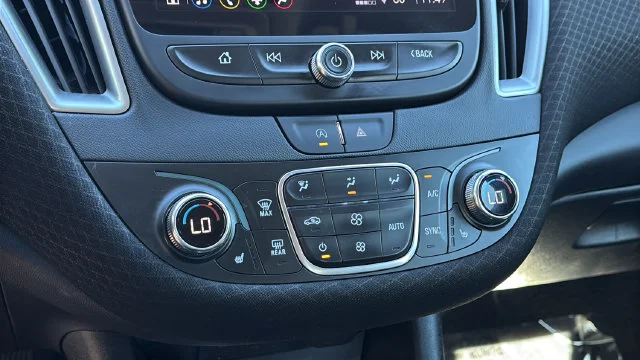 Used 2025 Black Chevrolet LT image 30