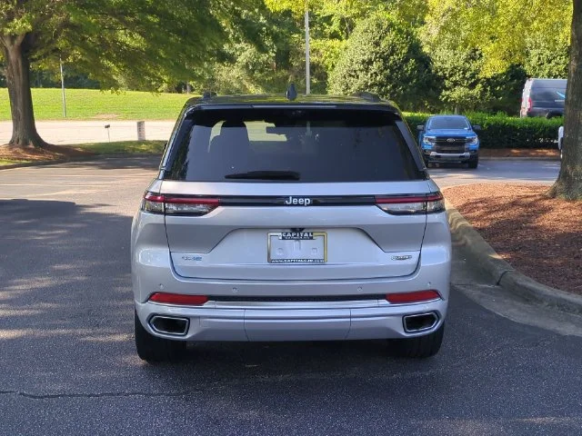 Used 2024 Silver Jeep Summit Reserve 4xe image 4