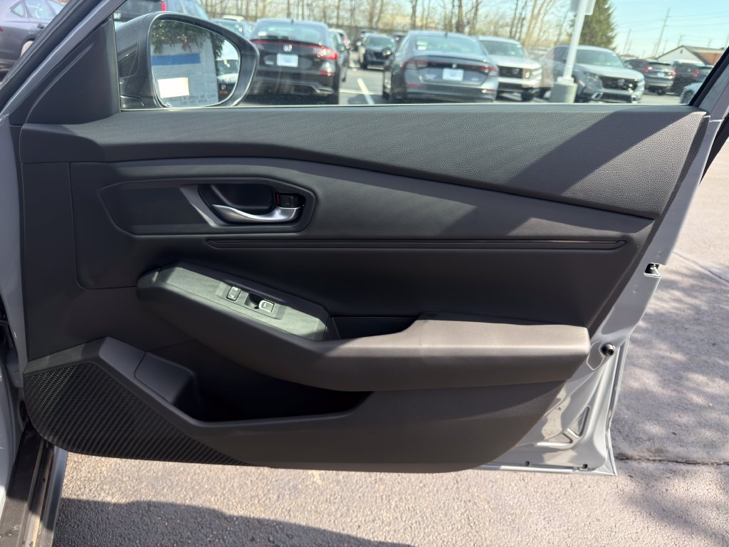 New 2026 Urban Gray Pearl Honda SE image 25