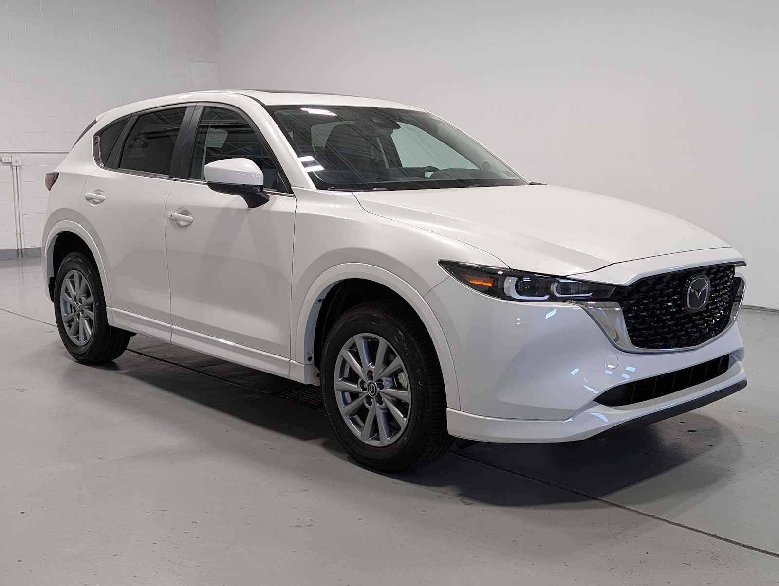 Used 2025 Rhodium White Metallic Mazda 2.5 S Preferred Package image 6