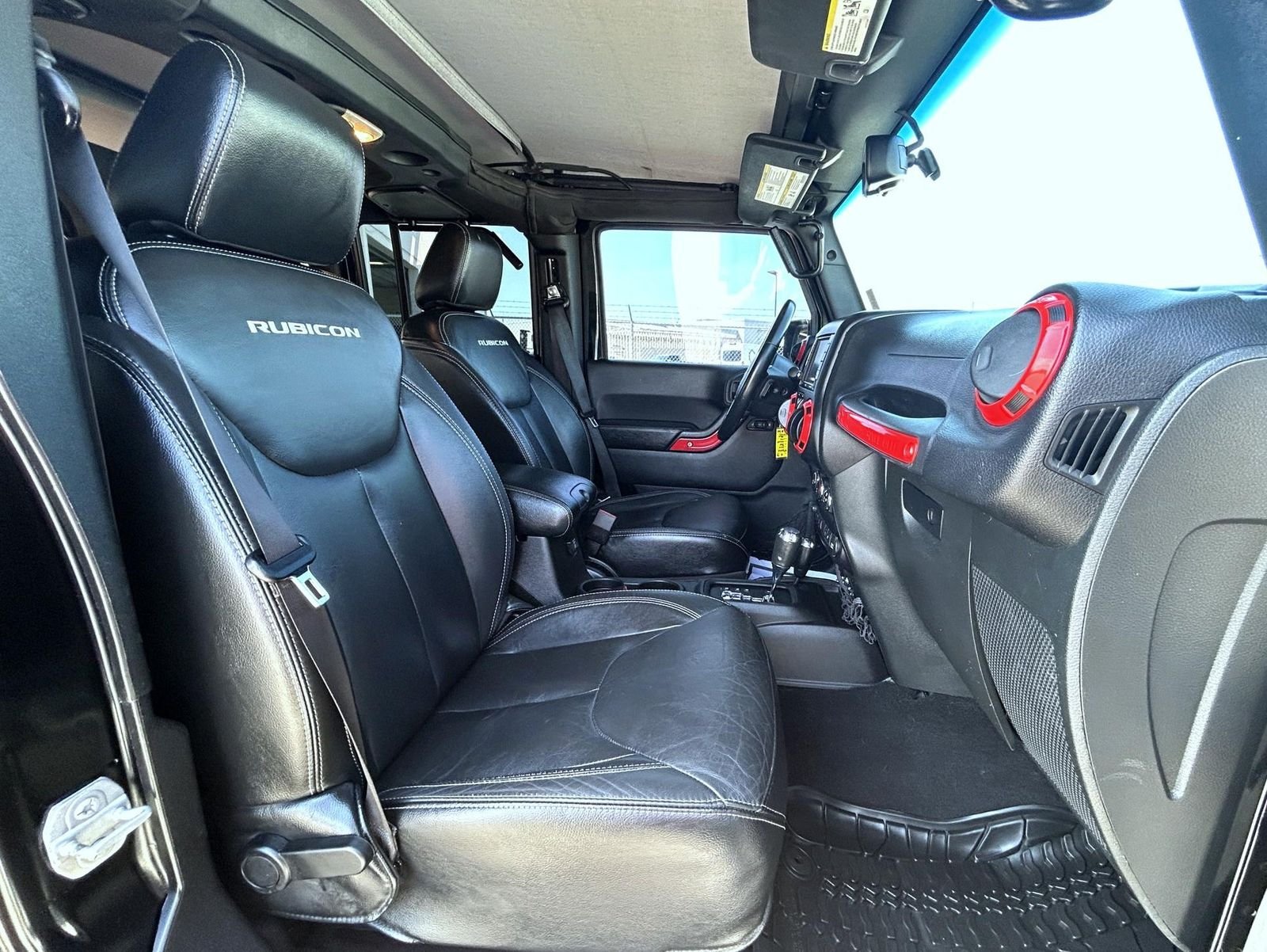Used 2015 Black Jeep Unlimited Rubicon image 15