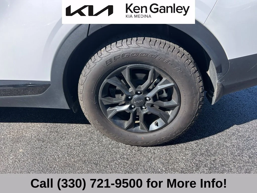 Certified Used 2025 White Kia X-Pro Prestige image 22