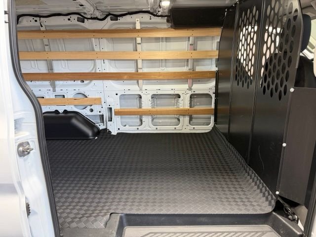 Used 2025 Oxford White Ford Base image 22