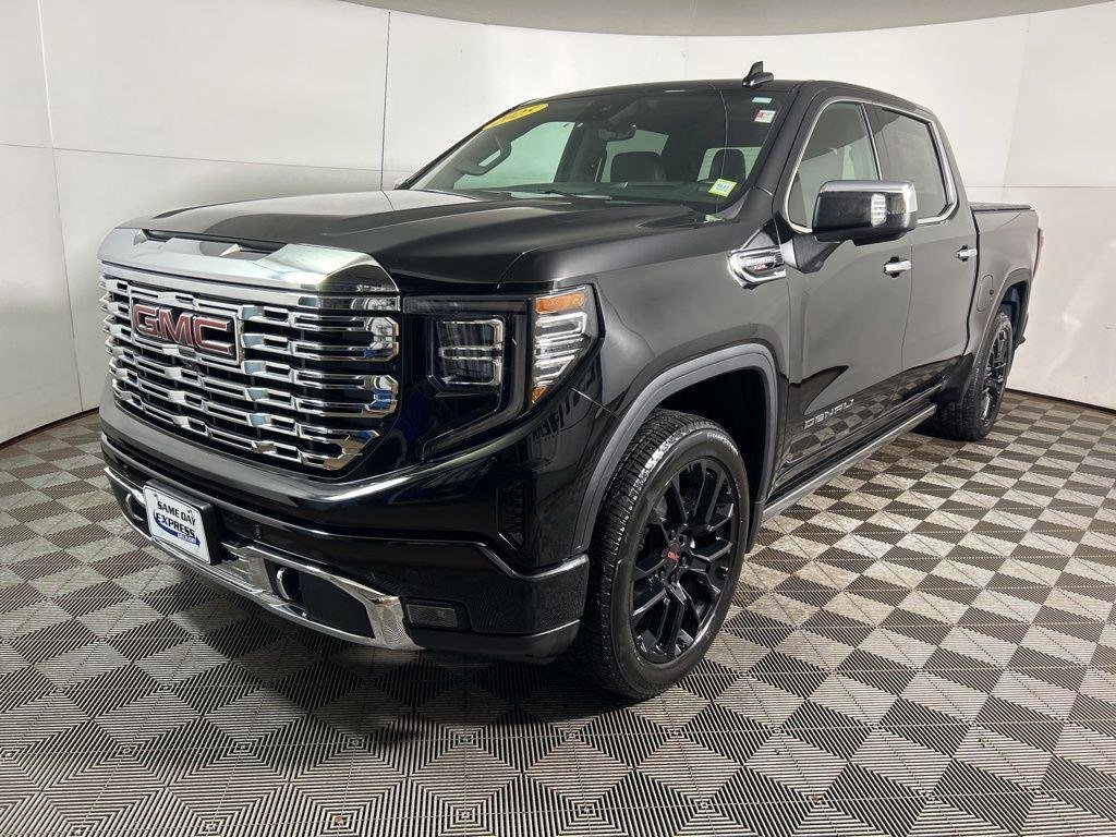 Used 2025 Onyx Black GMC Denali image 11