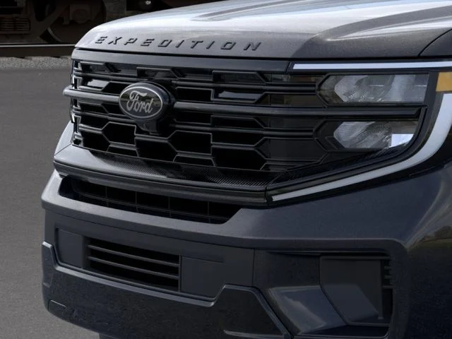 New 2026 Agate Black Metallic Ford Platinum® image 17