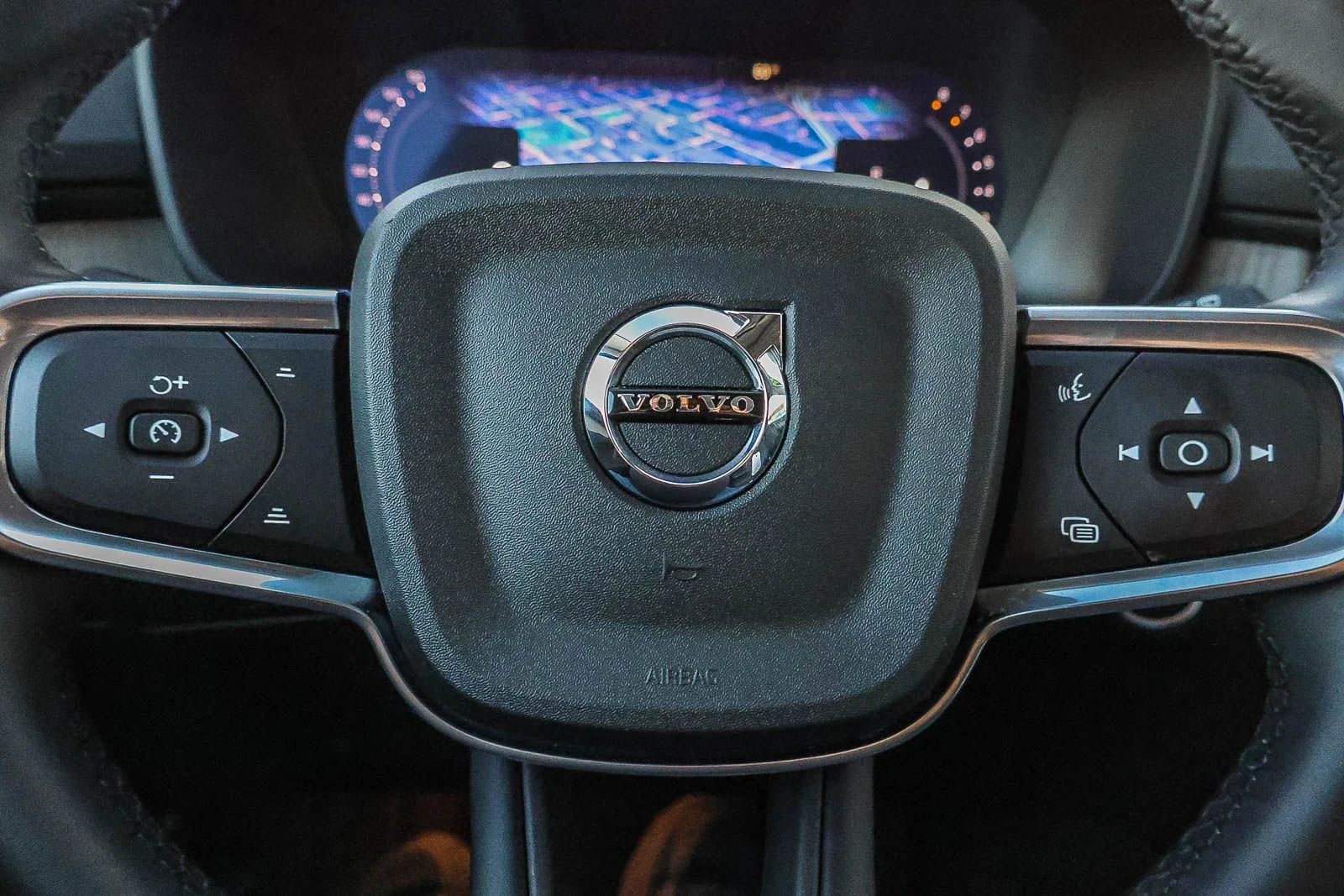 2025 Volvo XC40 Core - Photo 34