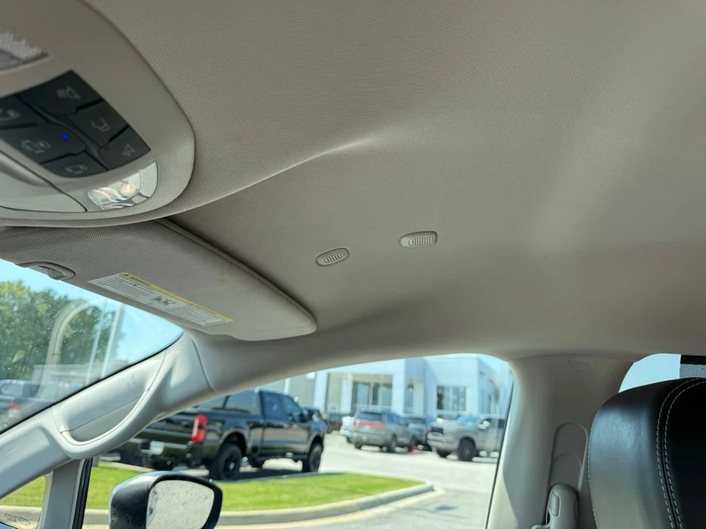 Used 2023 White Chrysler Touring L image 21