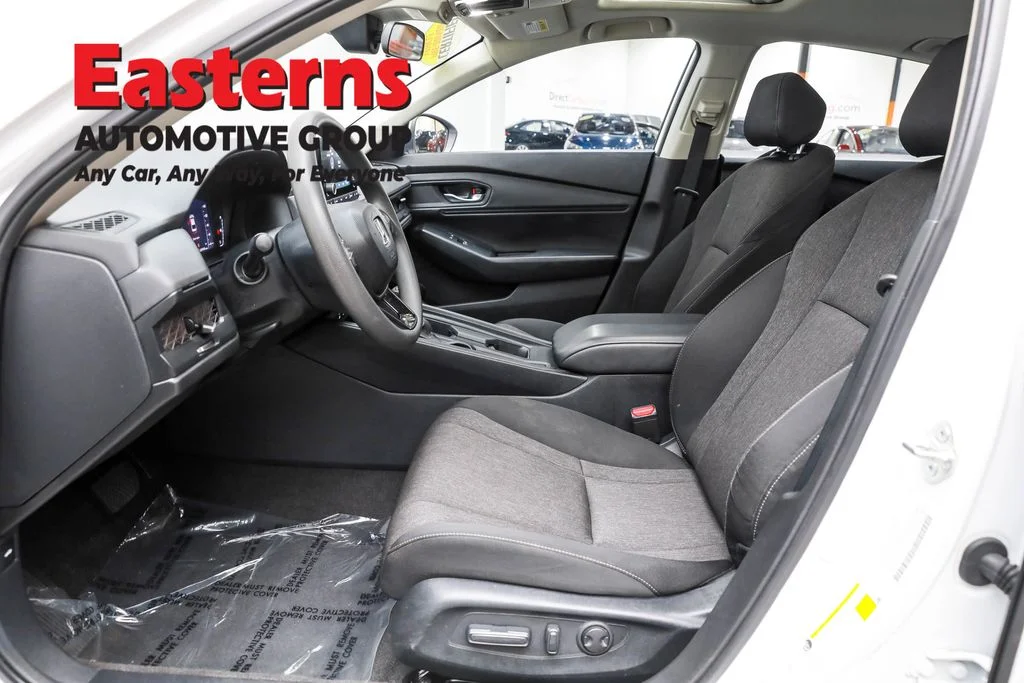 Used 2024 White Honda EX image 14