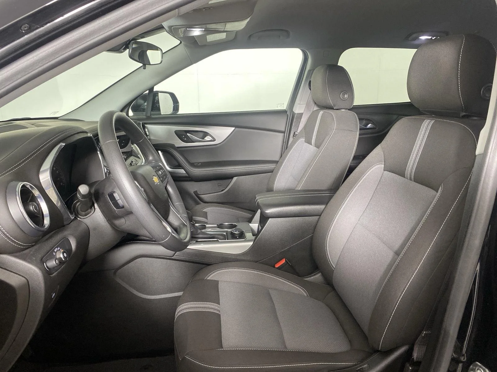 Used 2023 Black Chevrolet 2LT image 10