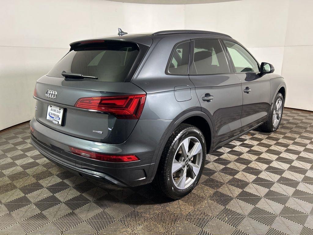 Used 2025 Manhattan Gray Metallic Audi 40 Premium image 6