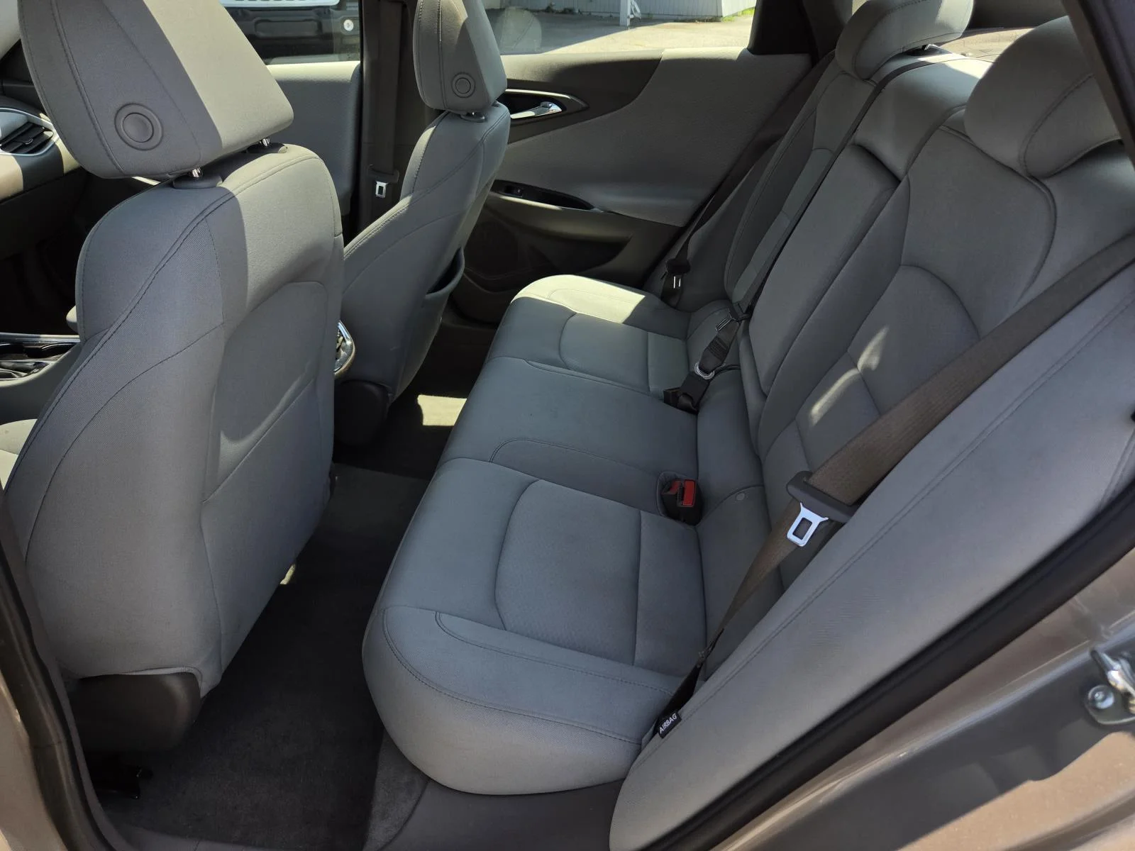 Used 2024 Mineral Gray Metallic Chevrolet LT image 27